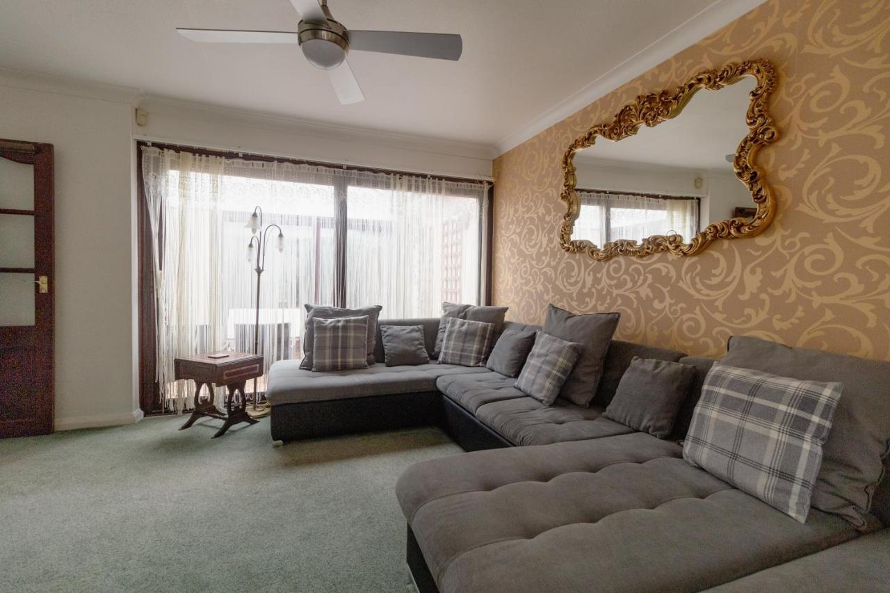 Palm Bay'S Luxury Bungalow - Self Check In & Parking Βίλα Μάργκεϊτ Εξωτερικό φωτογραφία