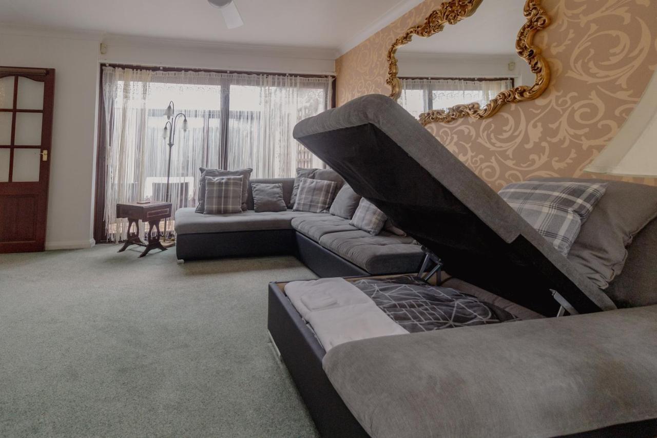 Palm Bay'S Luxury Bungalow - Self Check In & Parking Βίλα Μάργκεϊτ Εξωτερικό φωτογραφία